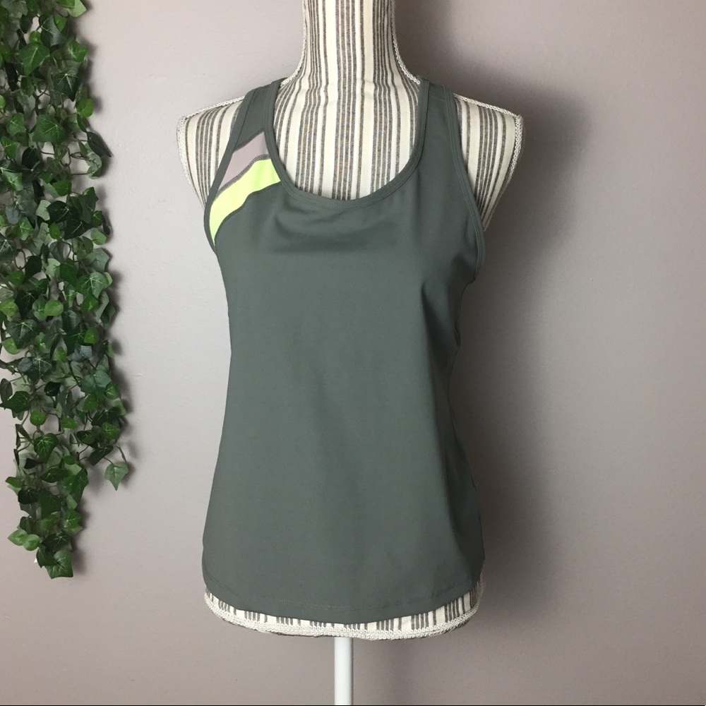 Xersion Razor back grey athletic top sz S